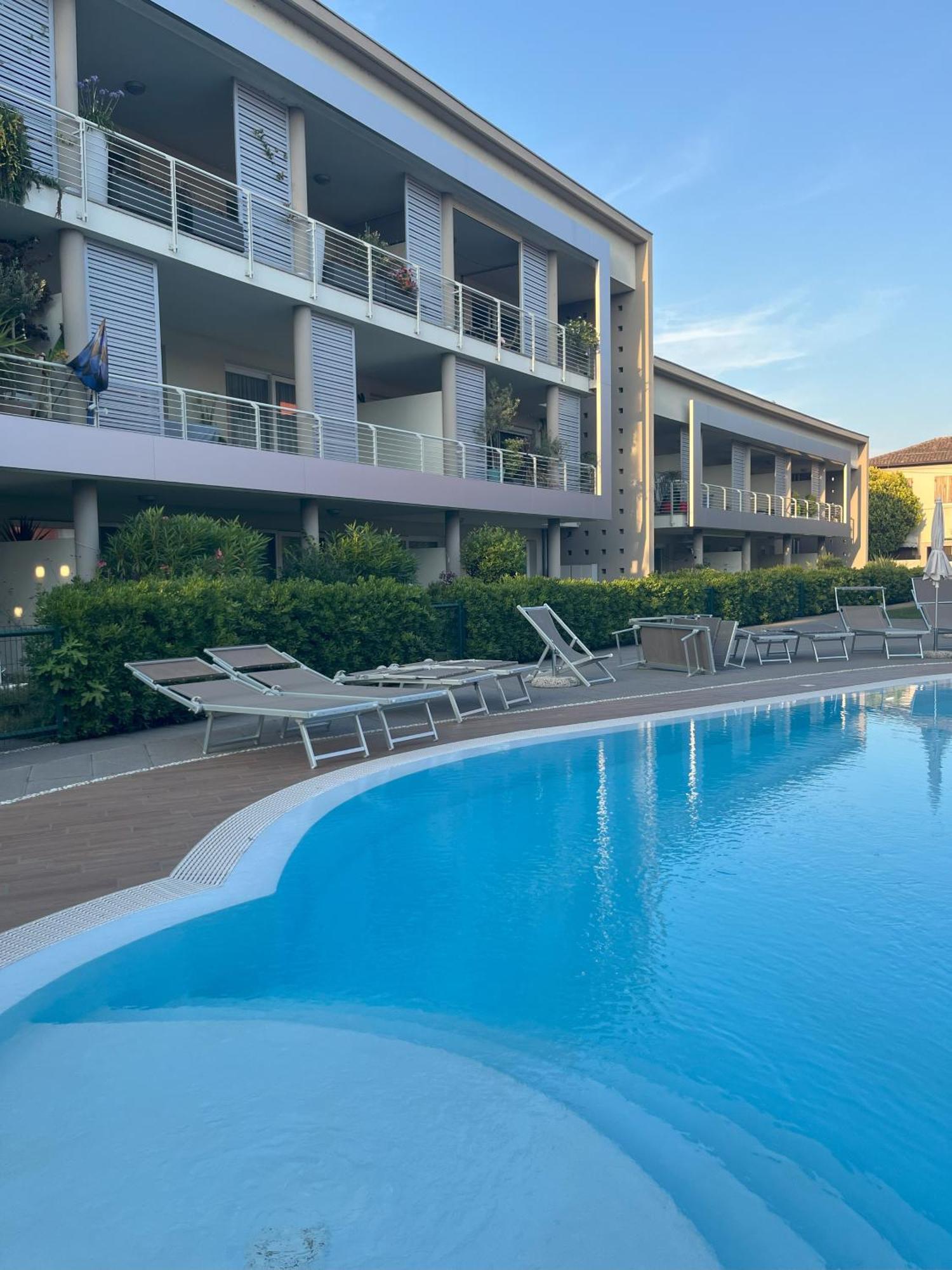 La Darsena * Peschiera del Garda